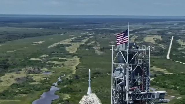 Artemis SLS Disrobing